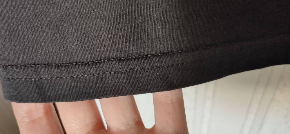 Koszulka  T-shirt  Alpha INDUSTRIES Klasyczny (Basic Logo) czarny