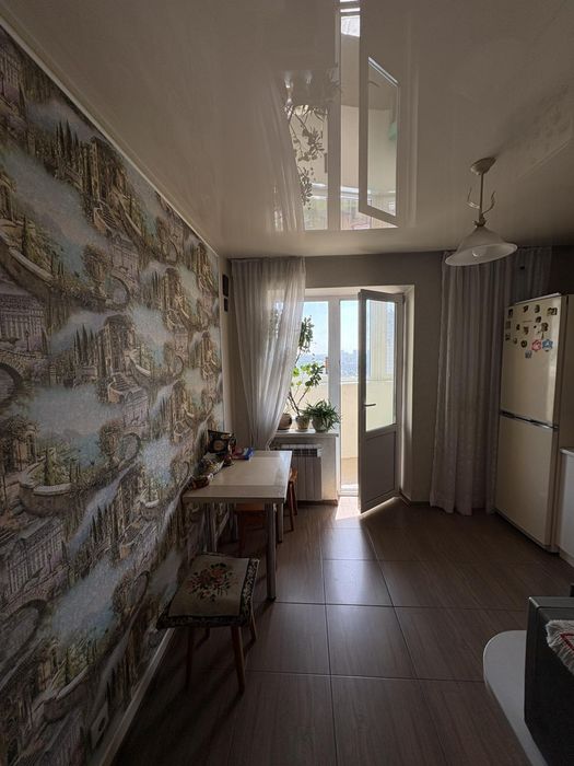 Продаж 2 кім квартири Симона Петлюри 36