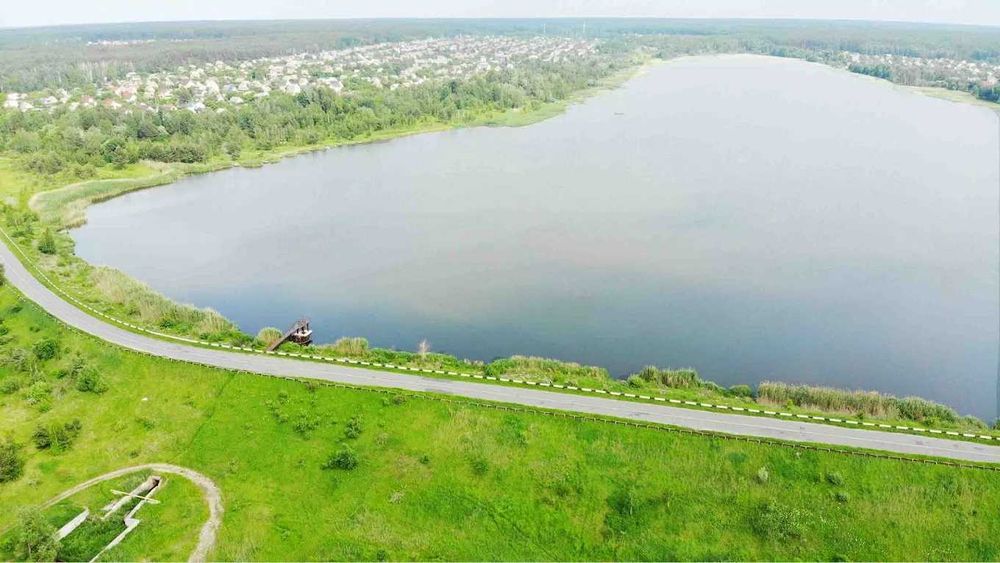 м.Академмістечко-40 км Клавдієво Продам дачу-газ,с/в, поруч озеро,ліс