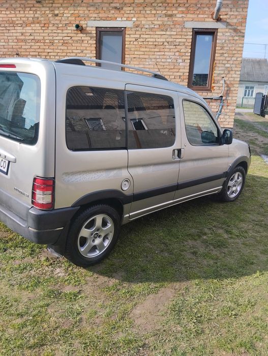 Продам автомобіль