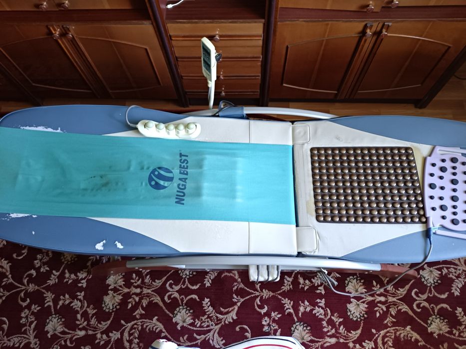 Продам масажне ліжко Nuga Best