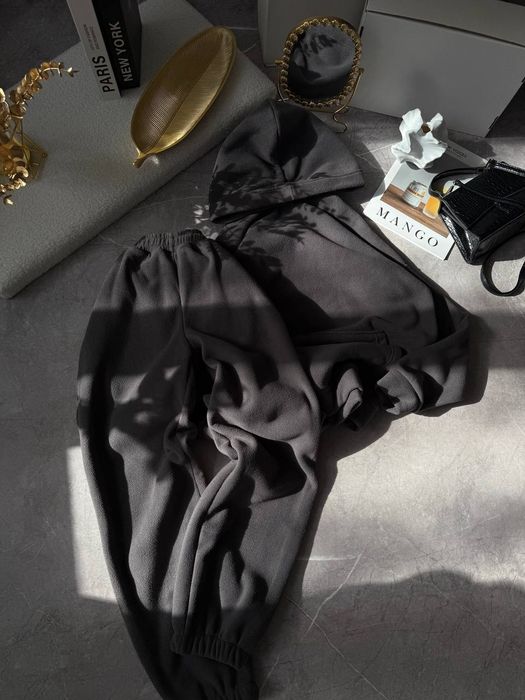 Жіночий теплі флісові костюмчики на кожен день