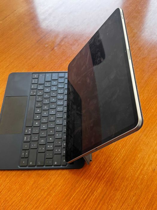 Apple iPad Air 2025 13" M3 (2025) 128GB Wi-Fi Azul + Capa teclado iPad Air 13(24)