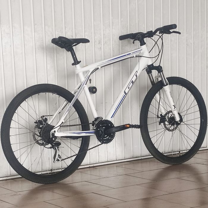 Bicicleta GT 26 L