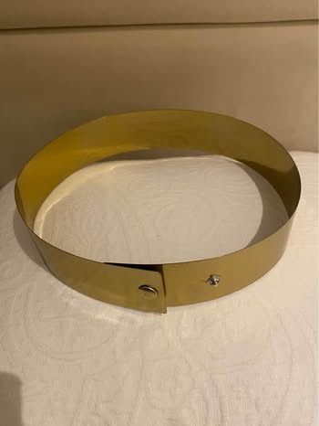 Cinto elegante, ajustavel da estilista Micaela Oliveira
