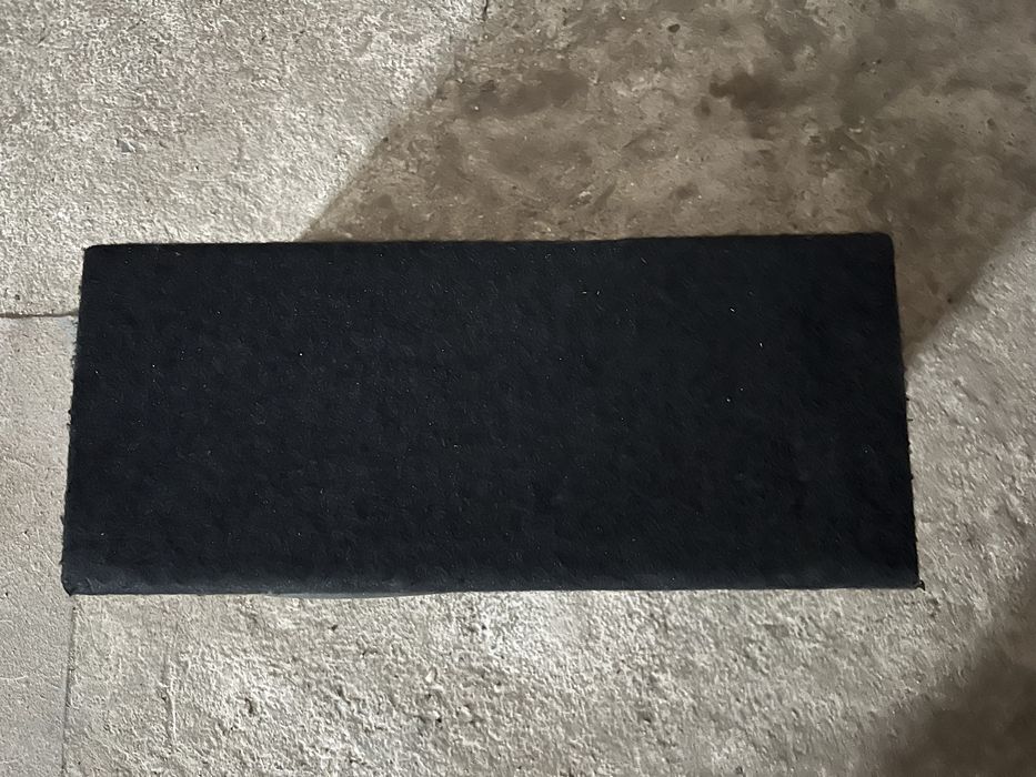 Продам сабуфер 900 ват в гарному стані