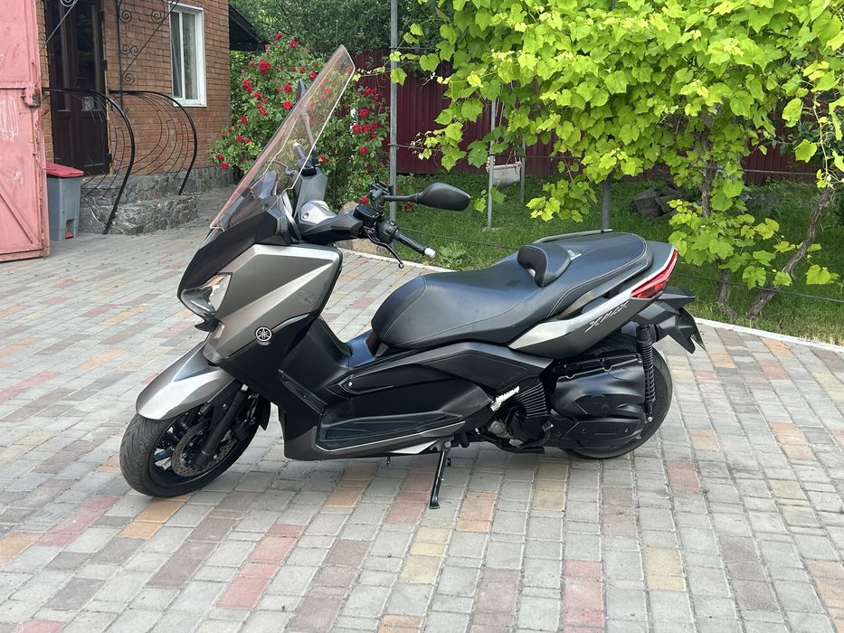 Продам Yamaha X-Max 400
