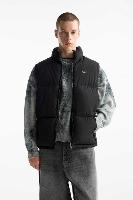Жилет PULL&BEAR Чоловічий Чорний Жилетка Вітровка Пуховий На Осінь Новий
