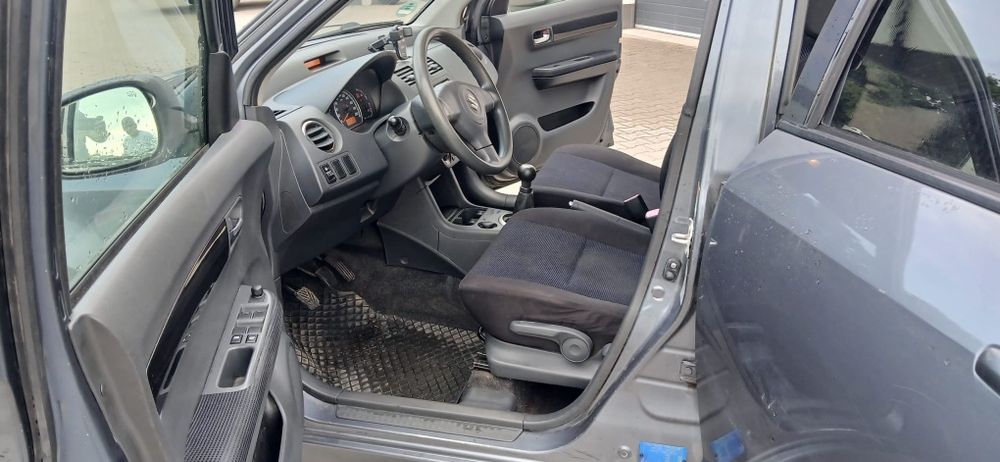 Swift IV 1 1,3benzyna 92kM Klimatyzacja Zamiana