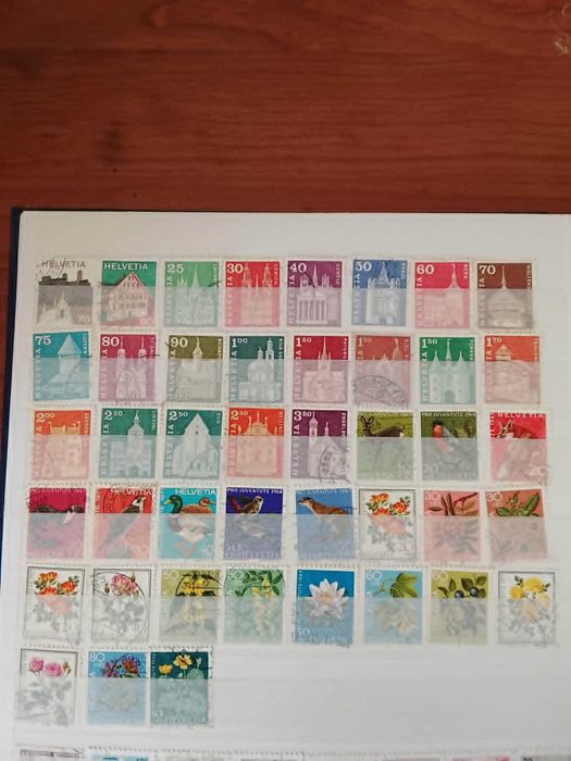 Lote de 160 Selos da Suíça Todos Diferentes.