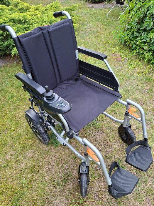 Wózek  inwalidzki elektryczny