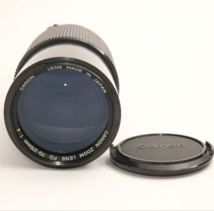 Canon FD 70-210mm f/4 MACRO