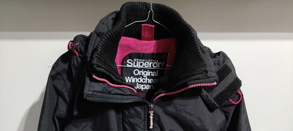 Superdry Kurtka Damska z Kapturem. M