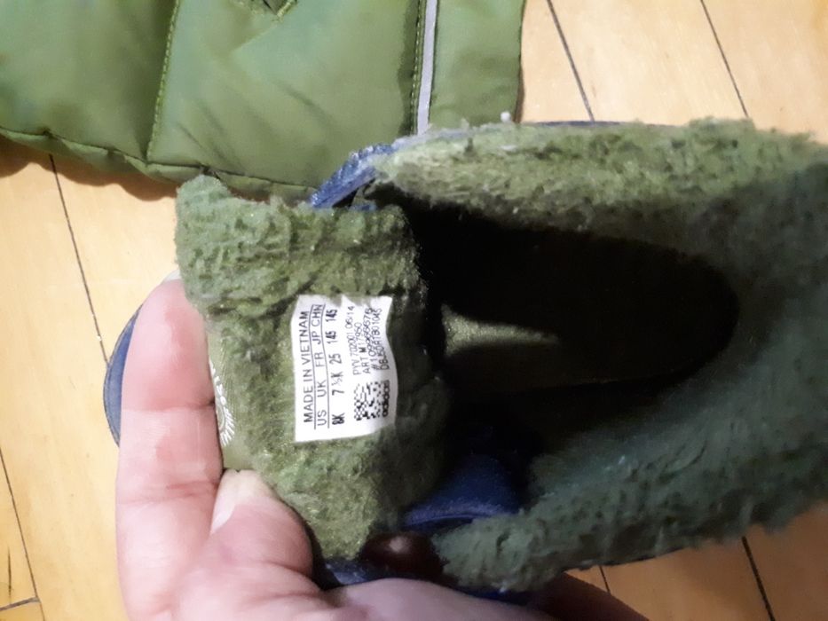 Продам пуховик Adidas 86 рост