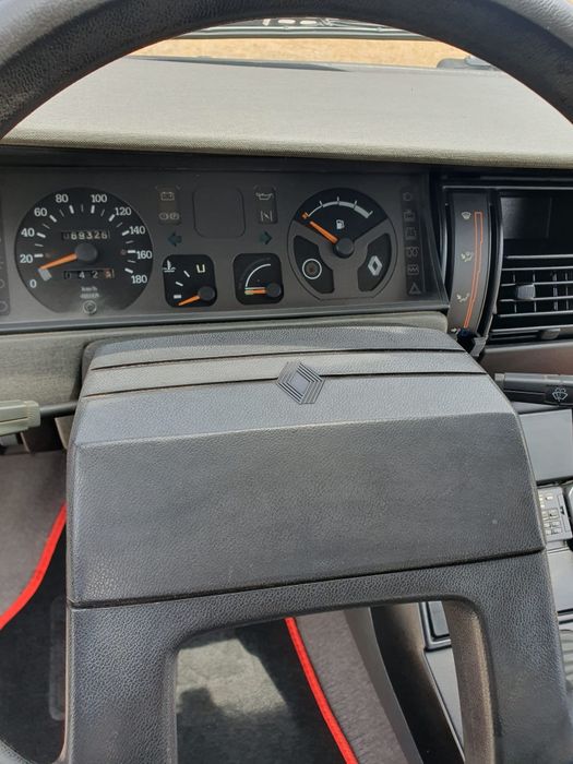 Renault 11 GTC super