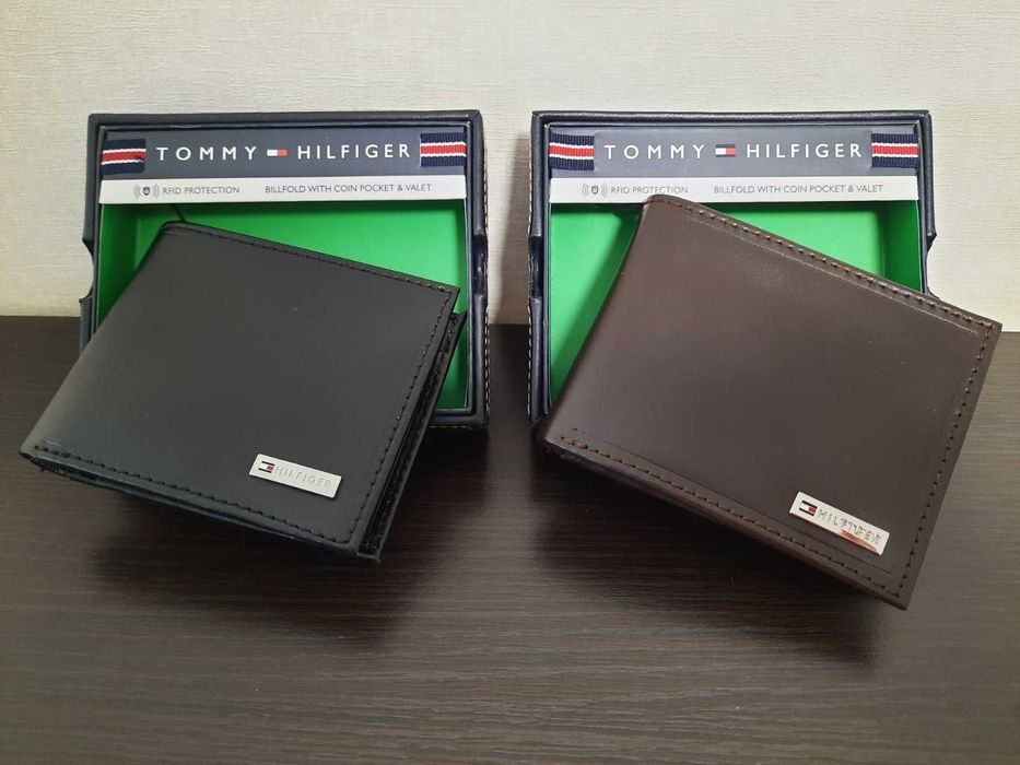 Кошелек TOMMY HILFIGER с отделением для мелочи. с RFID-защитой. Оригин