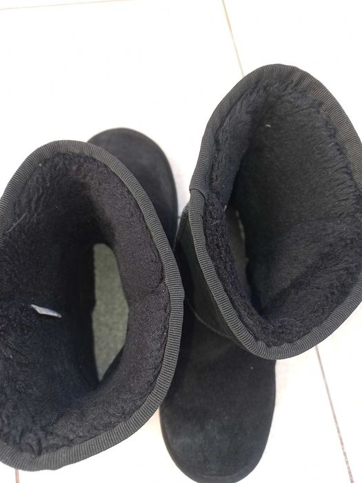 Buty "emu" czarne rozmiar 39.