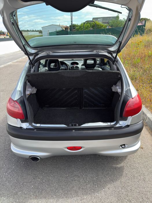 Peugeot 206 GTI 1.6 16v 02/2001