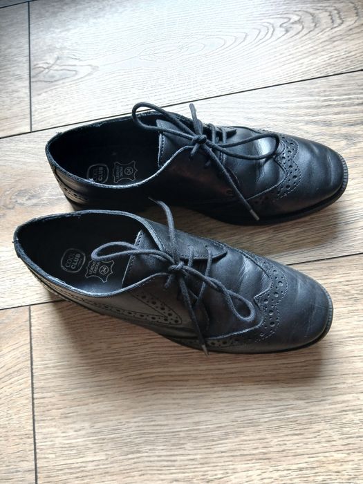 Buty komunijne ze skóry  34