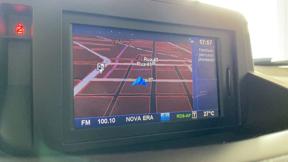 Europa Renault Carminat TomTom Maio 2026 para Cartão GPS SD v1170