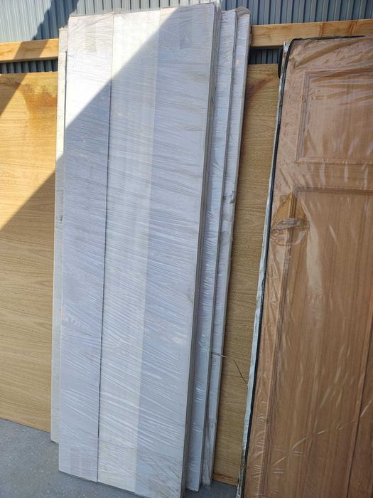 Portas novas a 10€ unidade