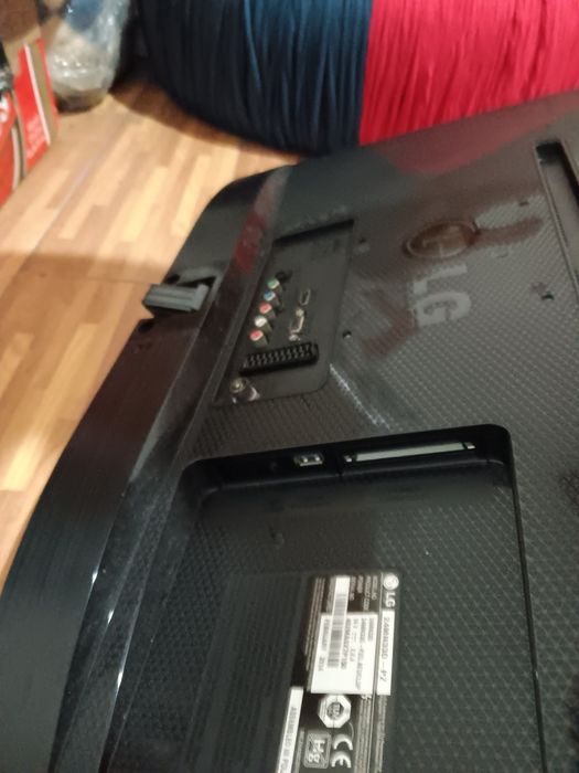 Televisões baratas e a funcionar64740134707330121