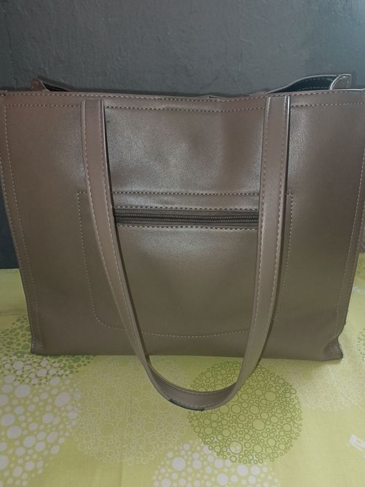 Сумка шкіряна,велика