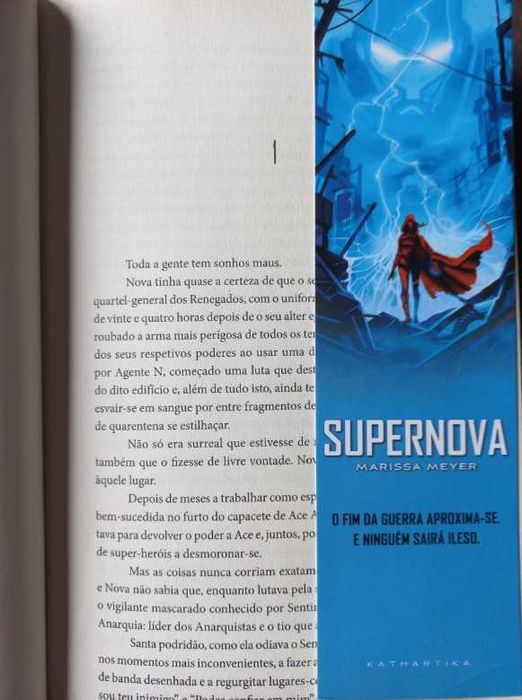 Supernova - Marissa Meyer (Renegados Livro 3)