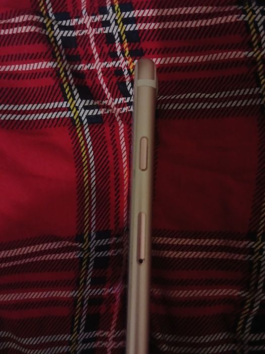 iPhone 7 128GB Rose Gold |  Идеальное состояние | Защитное стекло