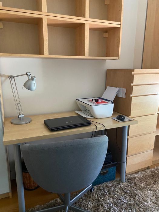 Módulos da marca ikea para escritório