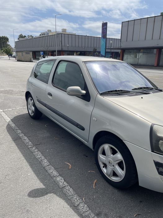 Renault Clio 2003