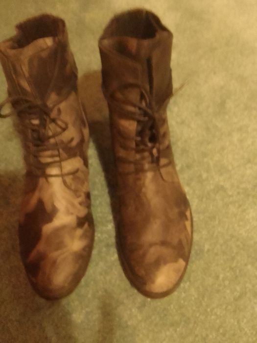 Botki skórzane Venturini