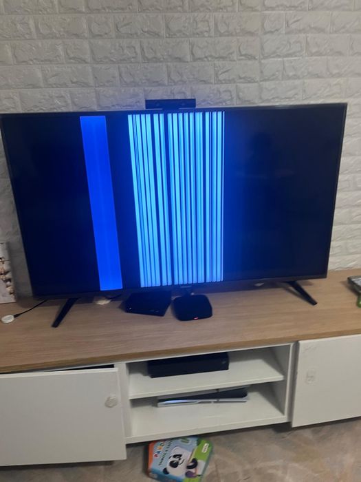 Tv Hisensr 50" avariada