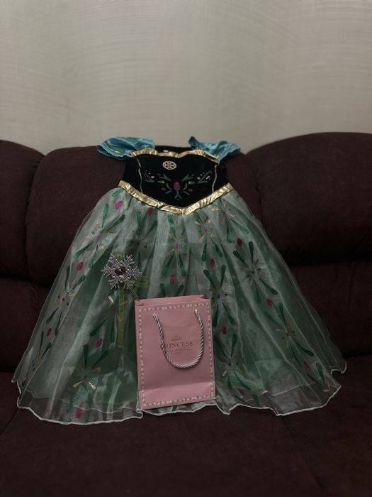 Сукні на прокат та можливо з подальшим викупом.Дрес кодові та звичайні