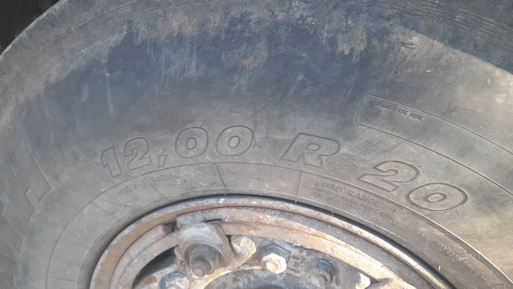 Шина колесо маз краз кермова 12.00 р 20