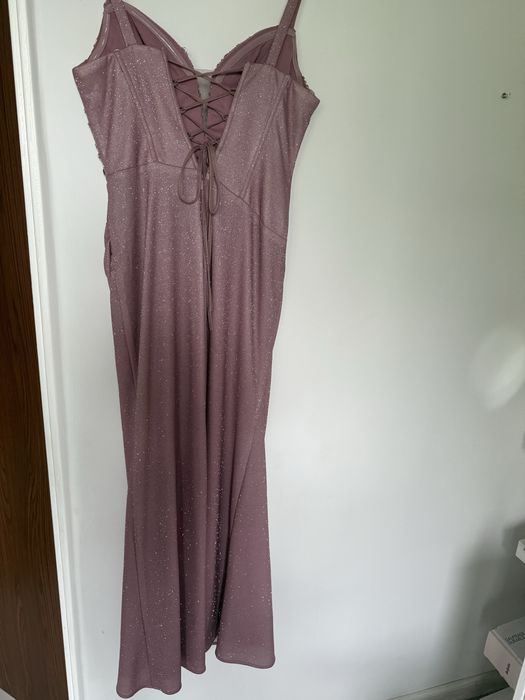 Sukienka maxi liliowa glamour