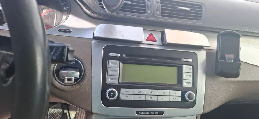 VW Passat B6 05-11 RADIO ORYGINALNE CD MP3