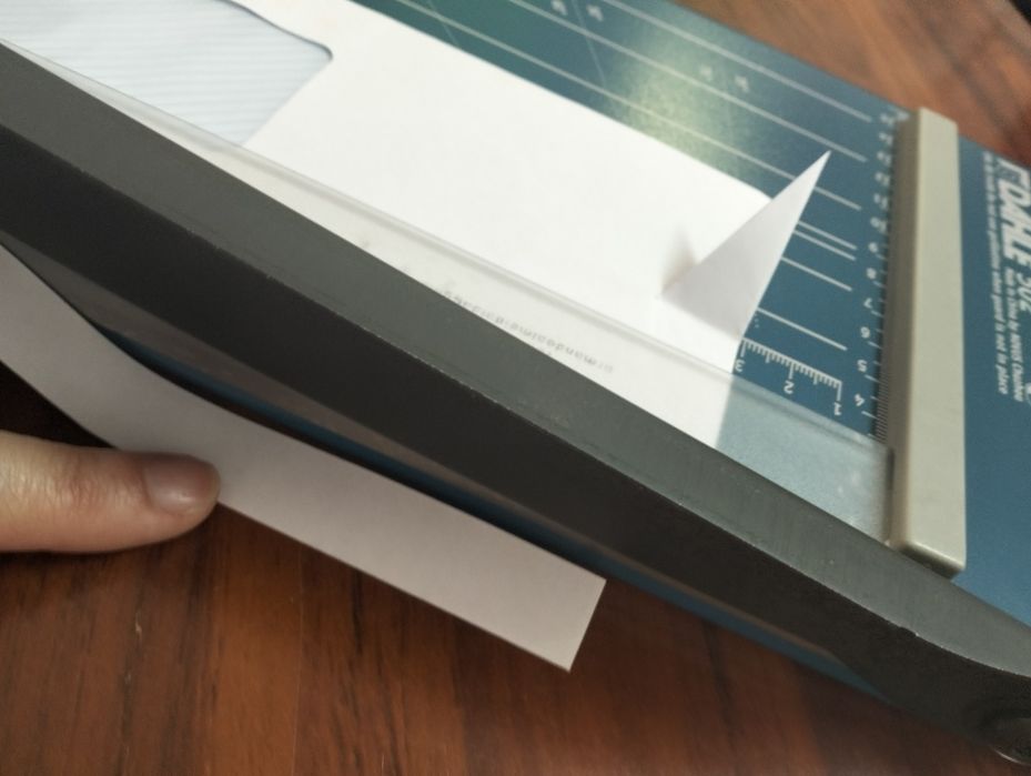 Guilhotina de papel Dahle