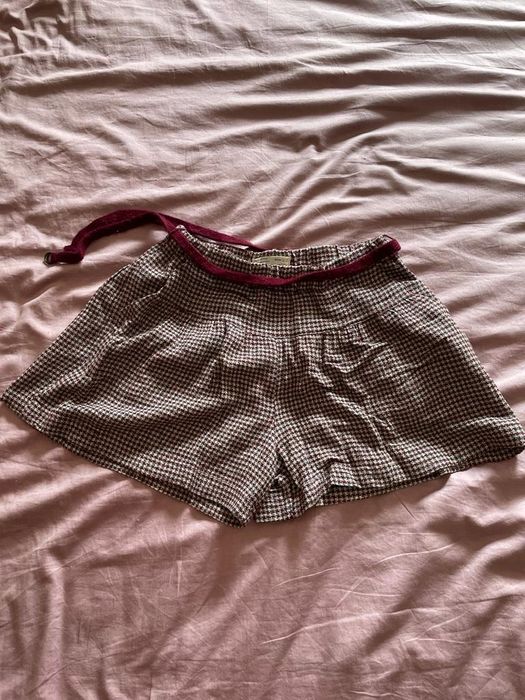 Conjunto Saia da Lanidor e saia calção da Zara