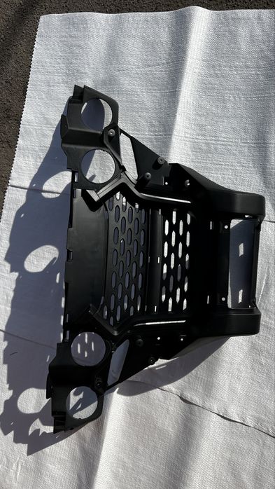 Передня решітка (грати) на  ATV LINHAI M550 / M565 / M570 / M750