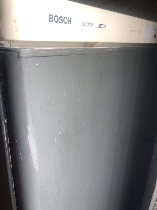 Bosch холодильник  в неробочому стані,на звпчастини