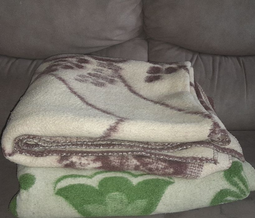 Верблюже одеяло шерстяное