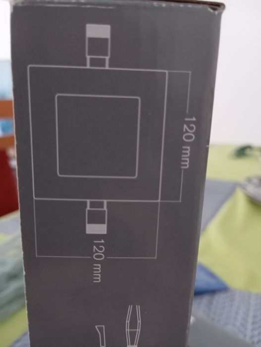 Oczko kwadratowe sufitowe (nowe)/halogen/lampa