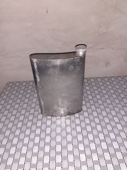 Фляга из нержавейки.