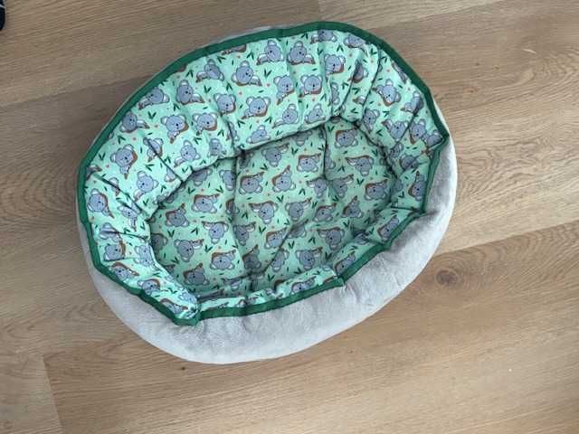 2 camas para cão pequenas