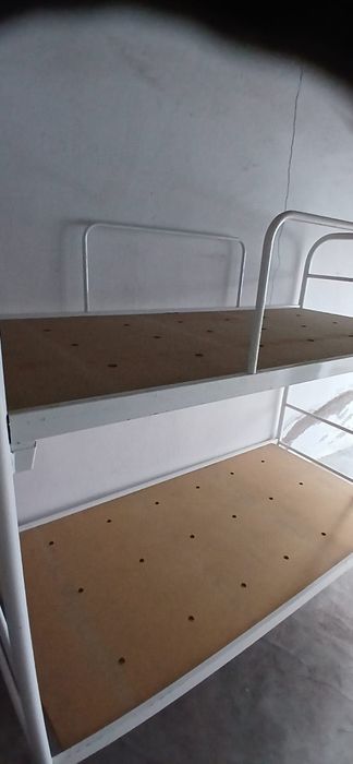 Cama beliche de ferro