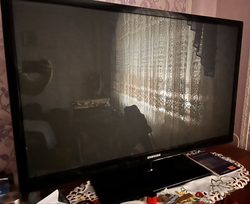 Телевізор самсунг 43 дюйма