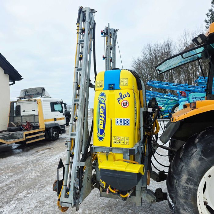 Opryskiwacz zawieszany Caffini 1200li 18/15m 7 sekcij Arag