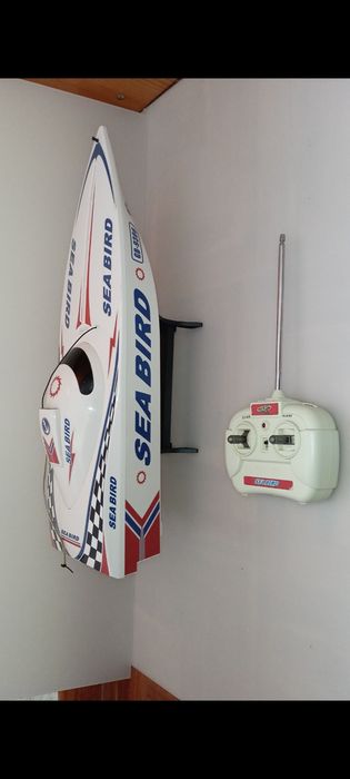 Barco de Velocidade Branco Sea Bird com Controlo Remoto
