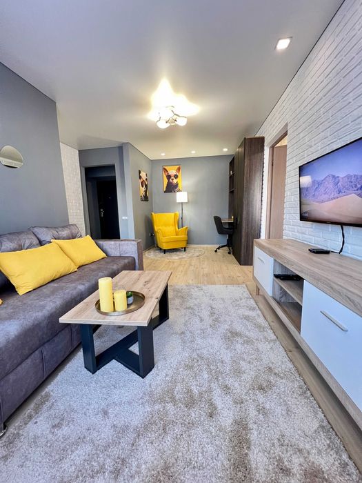 Центр Вул. Руська. 2- кімнати. Квартира подобово